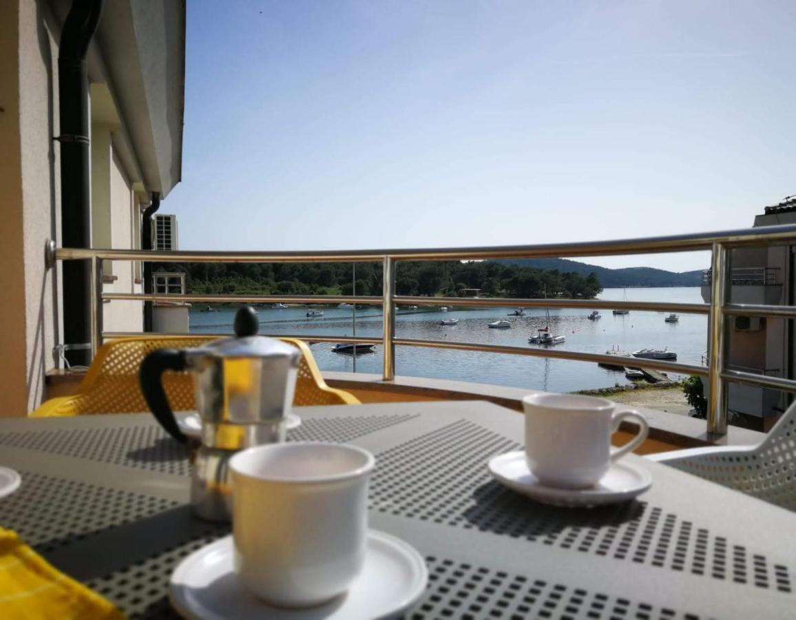 Seafront Apartment Gaby Medulin Buitenkant foto